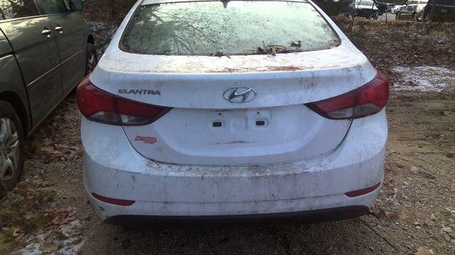 2015 Hyundai Elantra WHITE Photo 4