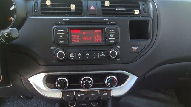 2015 Kia Rio WHITE Photo 2