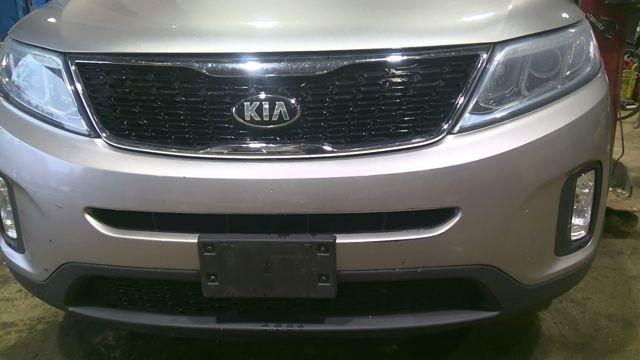 2015 Kia Sorento SILVER Photo 10