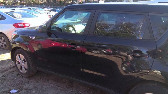 2015 Kia Soul BLACK Photo 15